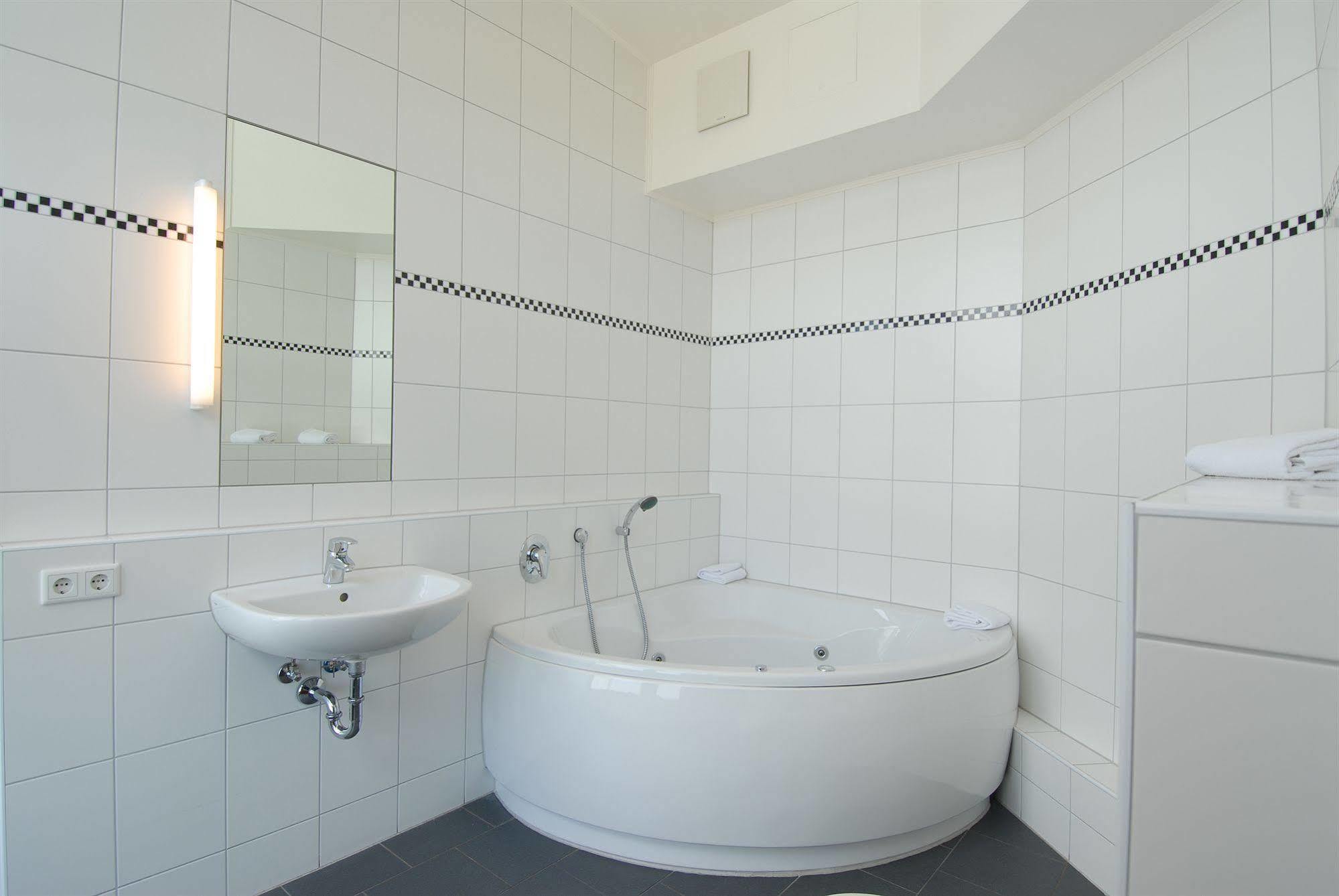 Auszeit Das Hotel Schweitenkirchen Eksteriør bilde